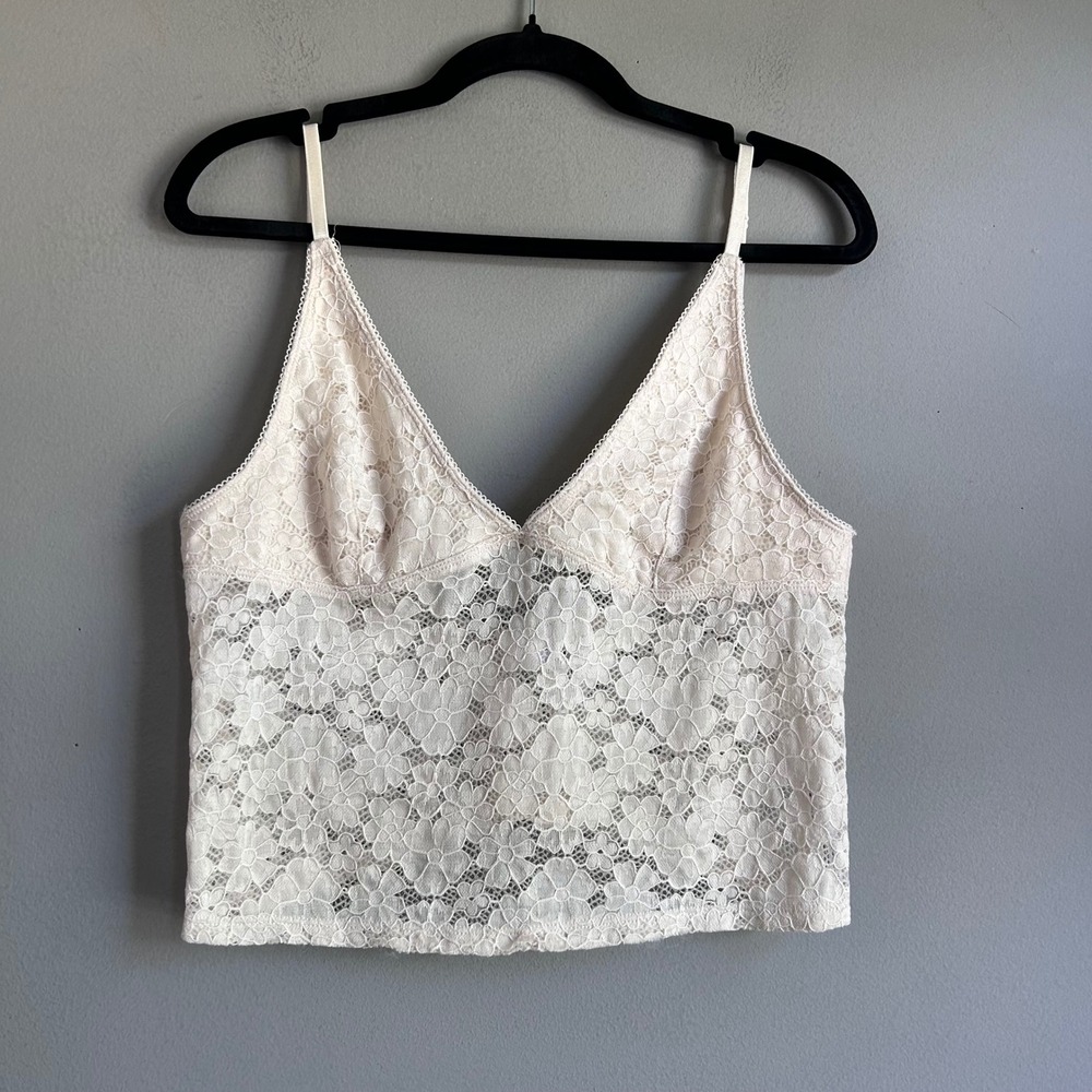 Out From Under Urban Outfitters Cream Floral Lace V-Neck Cami Top Medium